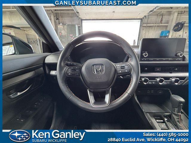 Photo of 2023 Lunar Silver Metallic Honda CR-V Hybrid