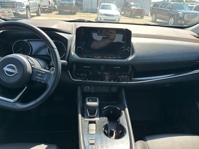 Photo of 2023 Black Nissan Rogue