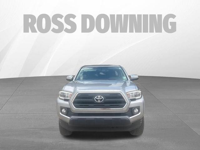 Photo of 2017 Silver Toyota Tacoma