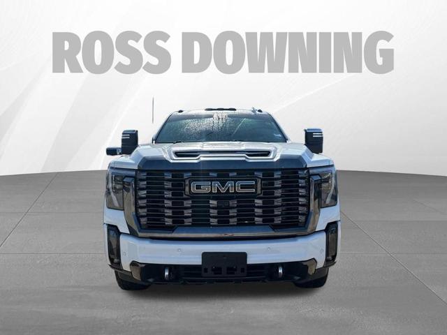 Photo of 2024 Summit White GMC Sierra 2500