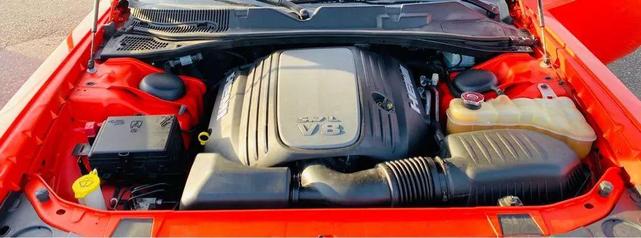 Photo of 2016 Go Mango Dodge Challenger
