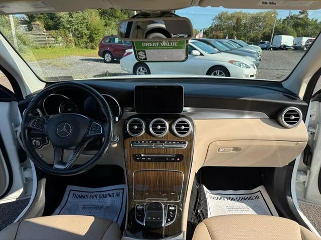 Photo of 2017 White Mercedes-Benz GLC 300