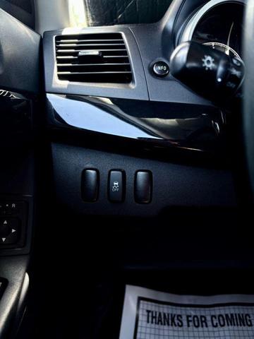 Photo of 2016 Silver Mitsubishi Lancer