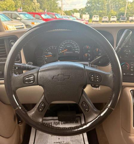 Photo of 2006 Bermuda Blue Metallic Chevrolet Avalanche