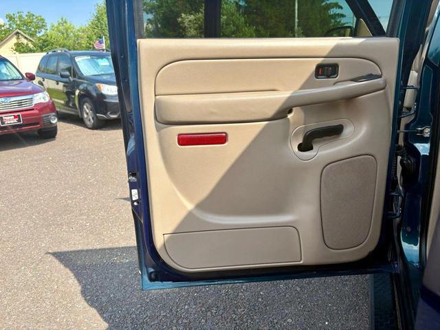 Photo of 2006 Bermuda Blue Metallic Chevrolet Avalanche