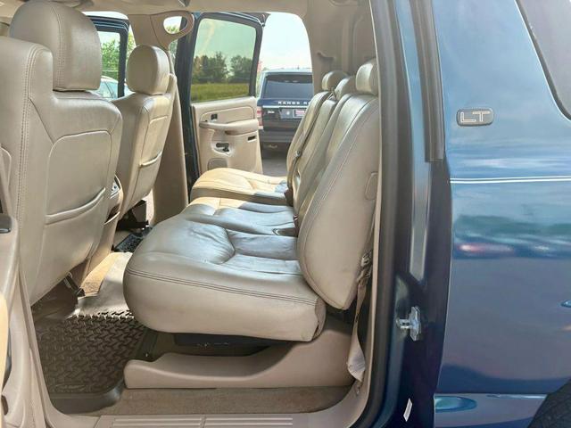 Photo of 2006 Bermuda Blue Metallic Chevrolet Avalanche