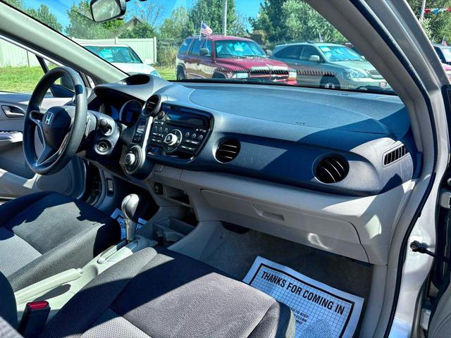 Photo of 2010 Alabaster Silver Metallic Honda Insight