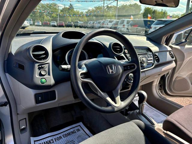 Photo of 2010 Alabaster Silver Metallic Honda Insight