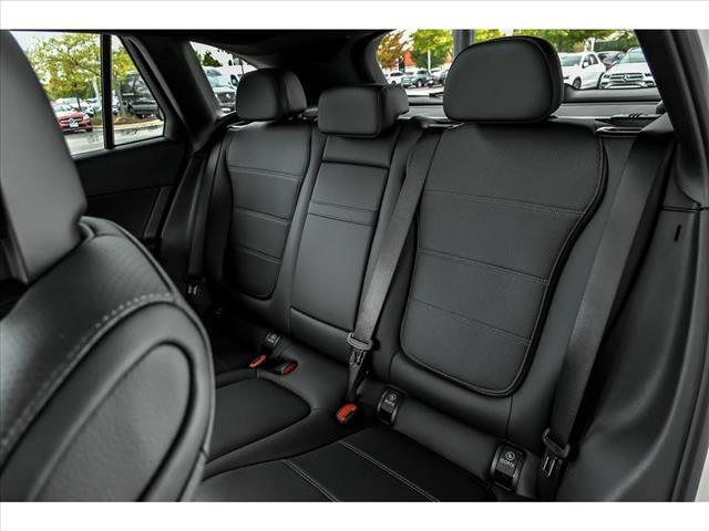 Photo of 2026 Polar White Mercedes-Benz GLC 300