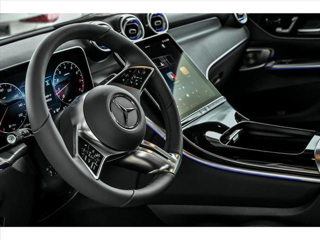Photo of 2026 Polar White Mercedes-Benz GLC 300