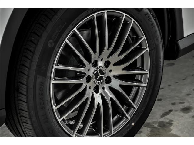 Photo of 2026 Polar White Mercedes-Benz GLC 300