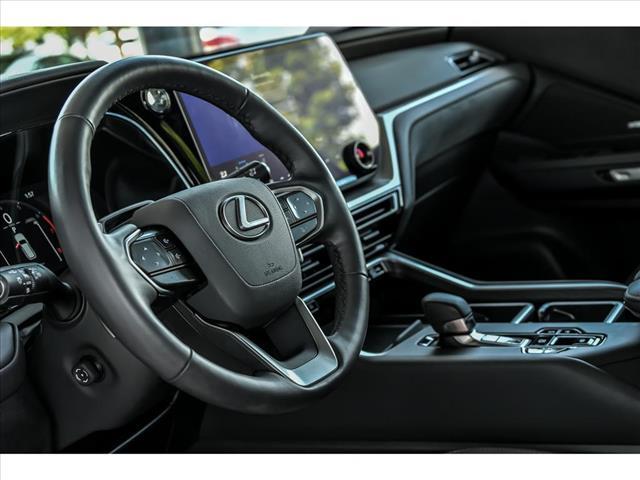 Photo of 2024 White Lexus TX 350