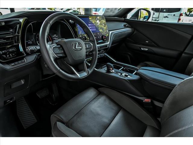 Photo of 2024 White Lexus TX 350