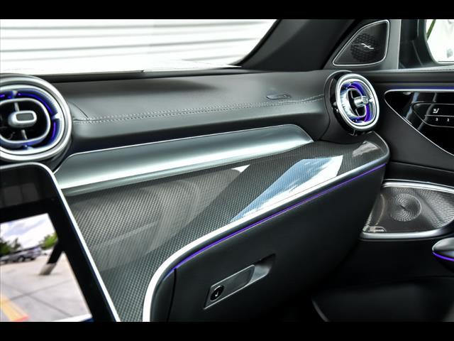 Photo of 2025 Polar White Mercedes-Benz C-Class