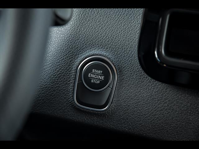 Photo of 2025 Arctic White Mercedes-Benz Sprinter 2500