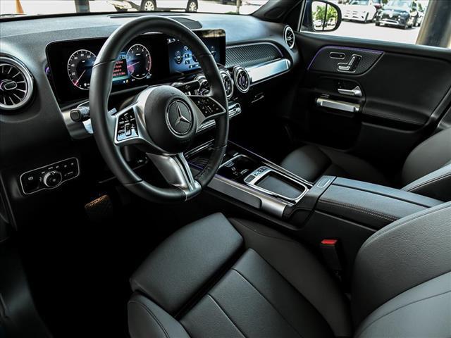 Photo of 2025 Bue Mercedes-Benz GLB 250