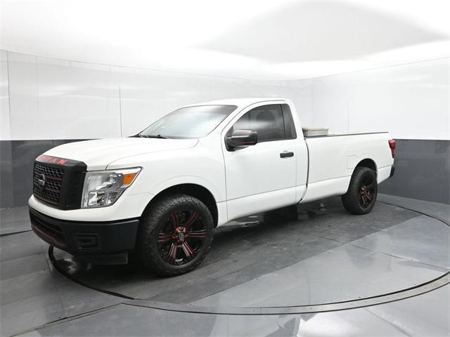 2017 Nissan Titan