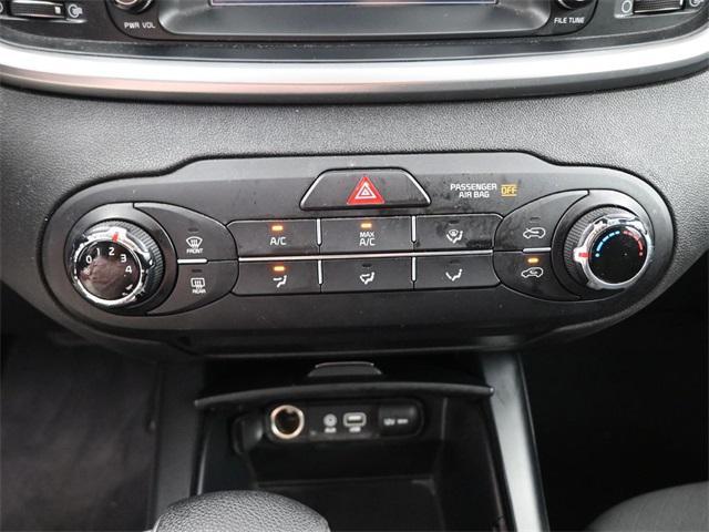 Photo of 2020 Ebony Black Kia Sorento