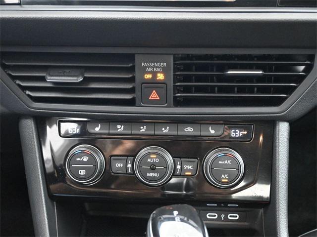 Photo of 2023 Opal White Volkswagen Jetta