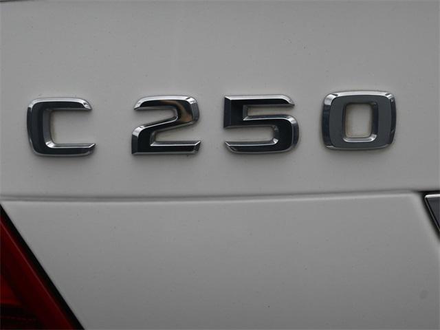 Photo of 2013 White Mercedes-Benz C-Class