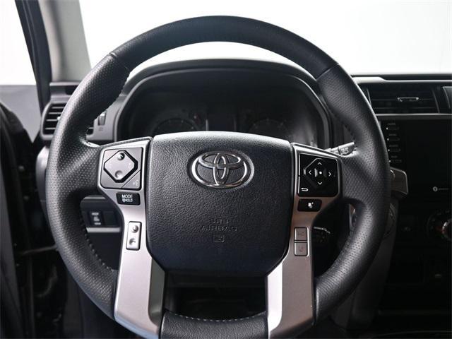 Photo of 2021 Midnight Black Metallic Toyota 4Runner