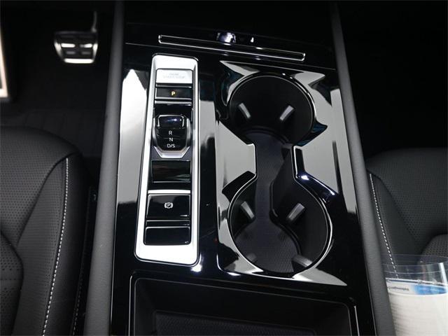 Photo of 2025 Silver Mist Metallic Volkswagen Atlas Cross Sport