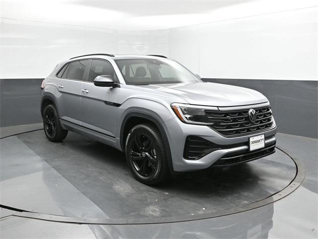 Photo of 2025 Silver Mist Metallic Volkswagen Atlas Cross Sport