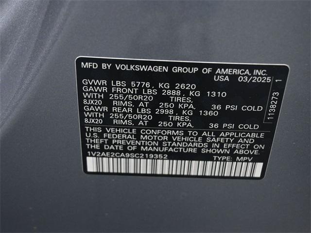 Photo of 2025 Silver Mist Metallic Volkswagen Atlas Cross Sport