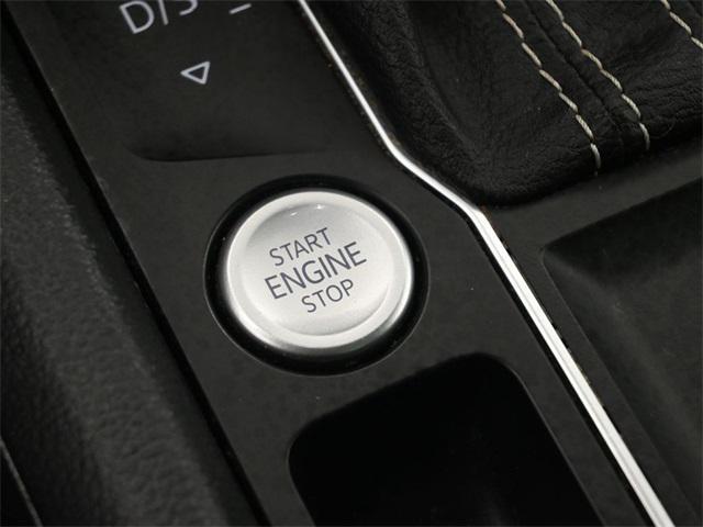 Photo of 2022 Racing Green Volkswagen Atlas