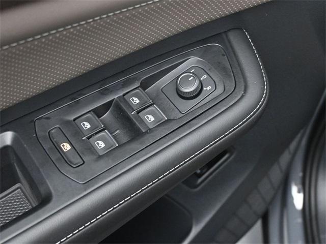Photo of 2025 Pure Gray Volkswagen Atlas