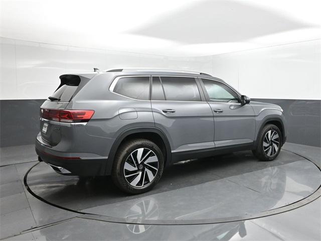 Photo of 2025 Pure Gray Volkswagen Atlas