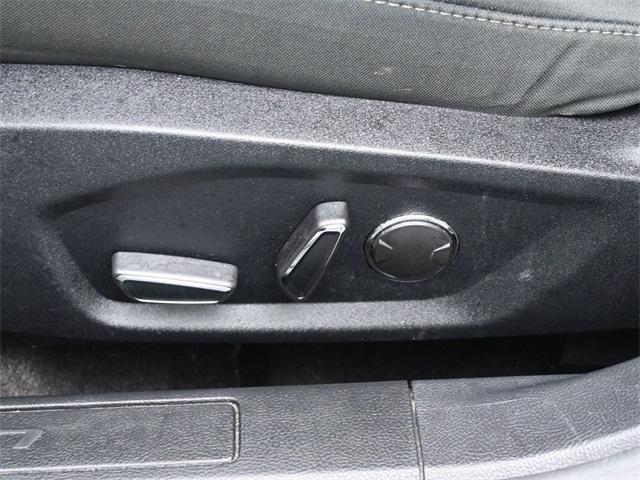 Photo of 2020 MAGNETIC METALLIC Ford Fusion