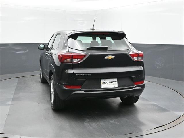 Photo of 2021 Mosaic Black Metallic Chevrolet Trailblazer