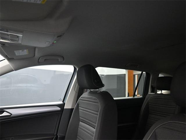 Photo of 2023 Platinum Gray Metallic Volkswagen Tiguan