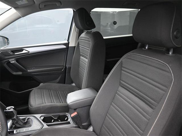 Photo of 2023 Platinum Gray Metallic Volkswagen Tiguan