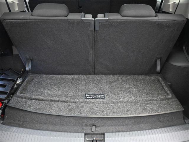 Photo of 2023 Platinum Gray Metallic Volkswagen Tiguan
