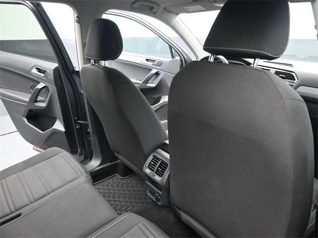 Photo of 2023 Platinum Gray Metallic Volkswagen Tiguan