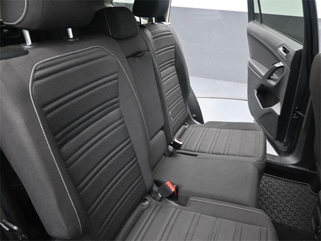 Photo of 2023 Platinum Gray Metallic Volkswagen Tiguan