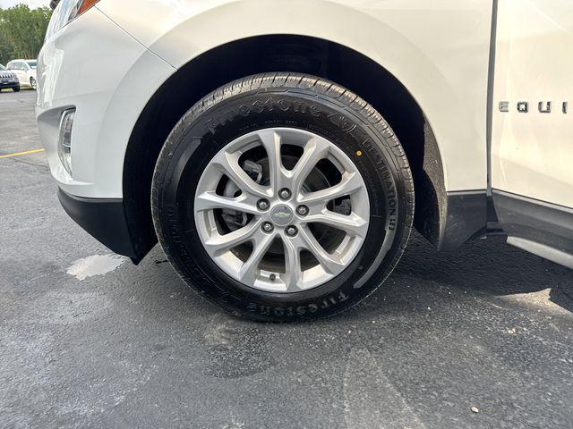 Photo of 2019 Summit White Chevrolet Equinox