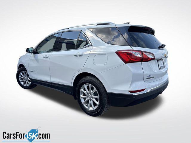 Photo of 2019 Summit White Chevrolet Equinox