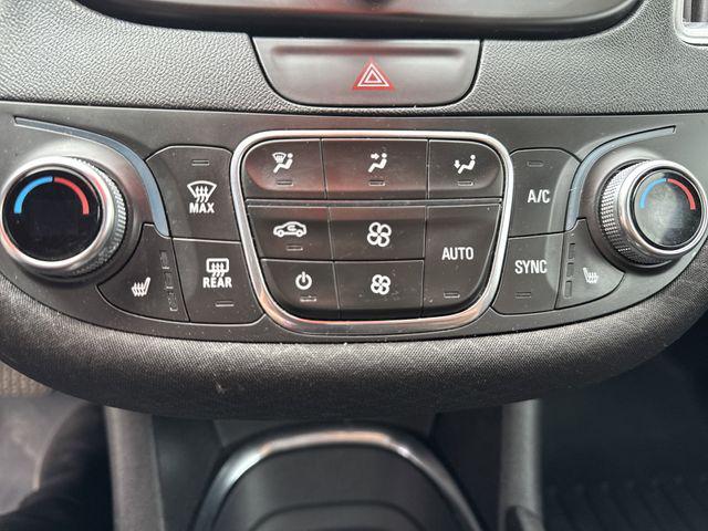 Photo of 2019 Mosaic Black Metallic Chevrolet Malibu