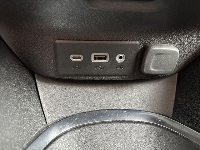 Photo of 2019 Mosaic Black Metallic Chevrolet Malibu