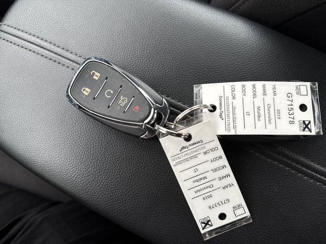 Photo of 2019 Mosaic Black Metallic Chevrolet Malibu