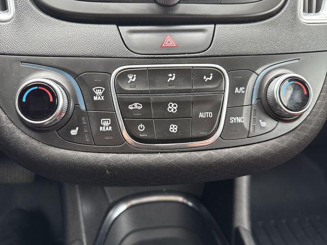 Photo of 2019 Mosaic Black Metallic Chevrolet Malibu