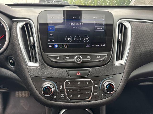 Photo of 2019 Mosaic Black Metallic Chevrolet Malibu