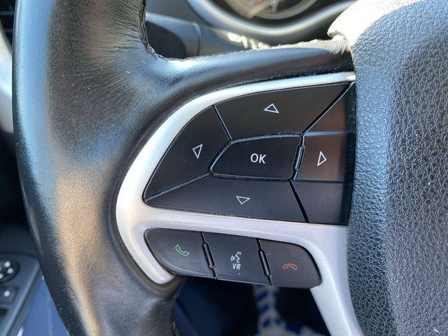 Photo of 2018 Granite Crystal Metallic Clearcoat Jeep Cherokee