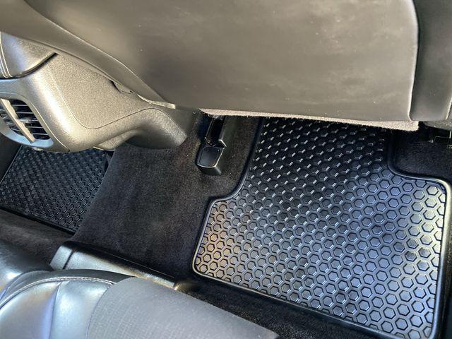 Photo of 2018 Granite Crystal Metallic Clearcoat Jeep Cherokee
