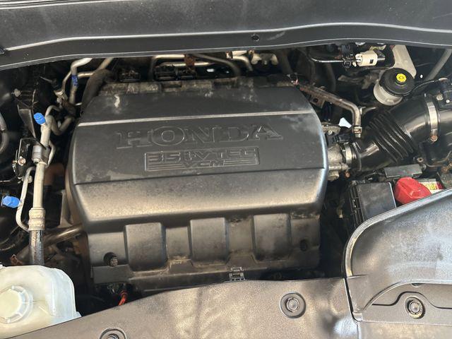 Photo of 2012 Gray Honda Pilot