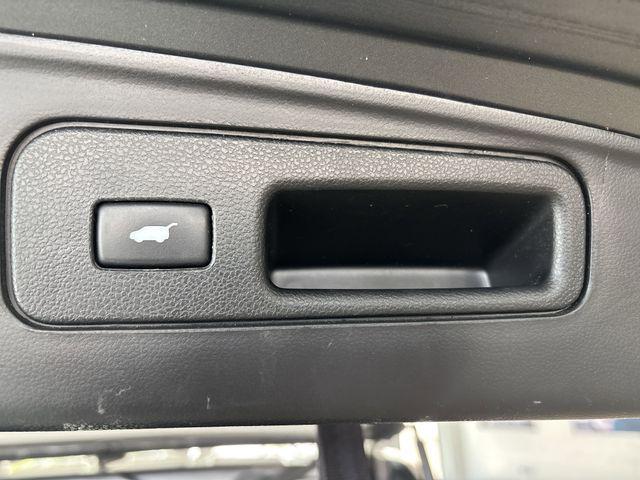 Photo of 2012 Gray Honda Pilot