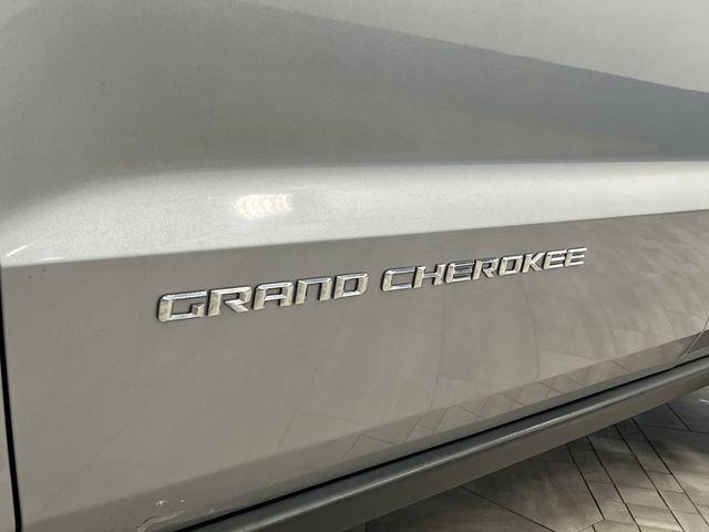 Photo of 2014 Billet Silver Metallic Clearcoat Jeep Grand Cherokee